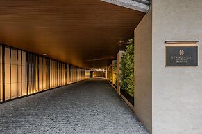 GRAND HILAI SUN MOON LAKE