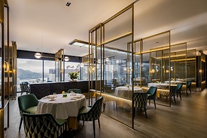 GRAND HILAI SUN MOON LAKE