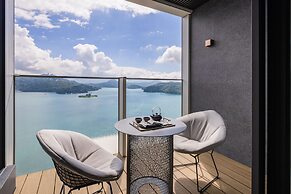 GRAND HILAI SUN MOON LAKE