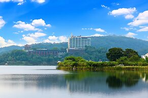 GRAND HILAI SUN MOON LAKE