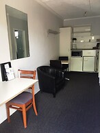 Nicholas Royal Motel