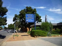 Nicholas Royal Motel