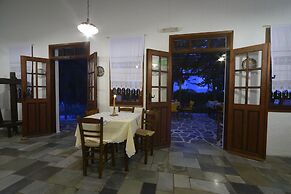 Vagia Traditional Hotel