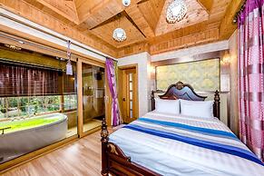 PalmValley Pool Villa Resort