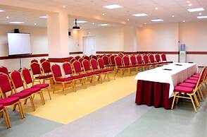Amaks City Hotel