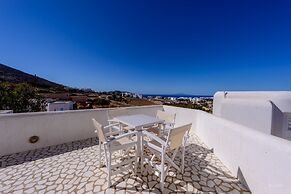 Aspalathras White Hotel