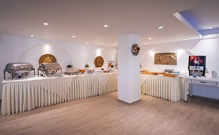 Aspalathras White Hotel