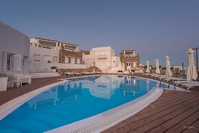 Aspalathras White Hotel