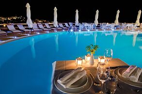 Aspalathras White Hotel