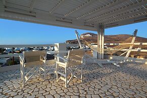 Aspalathras White Hotel