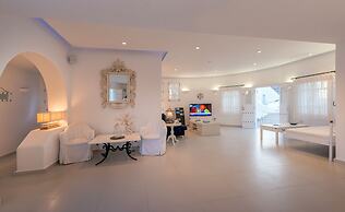 Aspalathras White Hotel