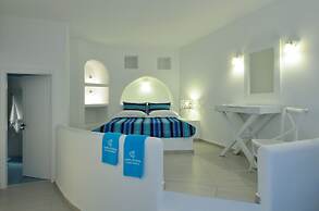 Aspalathras White Hotel