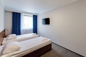 Hit Hotel