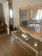 1669 Bed & Breakfast