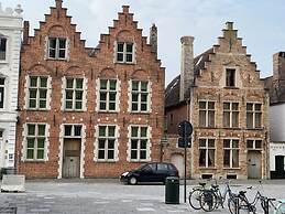 1669 Bed & Breakfast