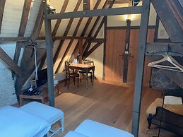 1669 Bed & Breakfast