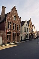 1669 Bed & Breakfast