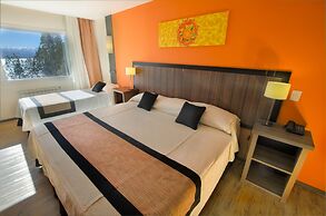 Huinid Pioneros Hotel