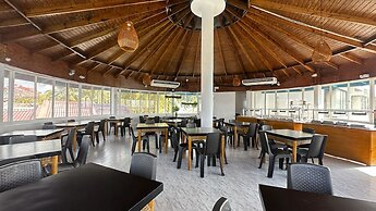 Hotel On Vacation Blue Reef