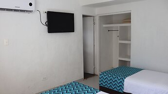 Hotel On Vacation Blue Reef