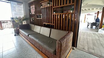 Hotel On Vacation Blue Reef