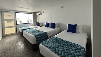 Hotel On Vacation Blue Reef