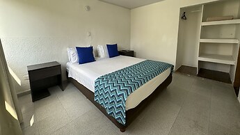 Hotel On Vacation Blue Reef