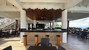 Hotel On Vacation Blue Reef