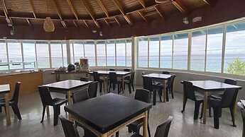 Hotel On Vacation Blue Reef