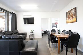The Grampians Motel & The Views Restaurant