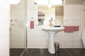 The Grampians Motel & The Views Restaurant