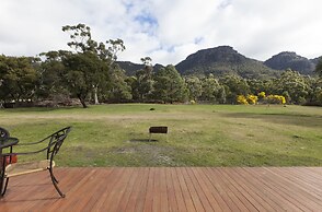 The Grampians Motel & The Views Restaurant