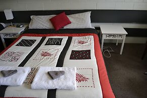 The Grampians Motel & The Views Restaurant