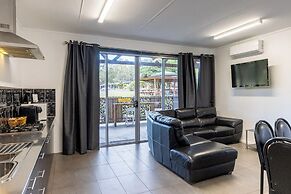 The Grampians Motel & The Views Restaurant