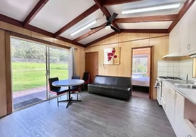 The Grampians Motel & The Views Restaurant