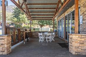 The Grampians Motel & The Views Restaurant