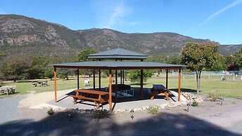 The Grampians Motel & The Views Restaurant