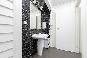 The Grampians Motel & The Views Restaurant