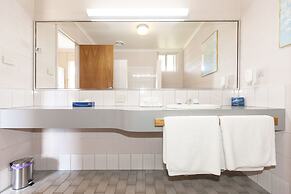 The Grampians Motel & The Views Restaurant