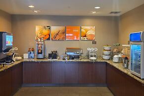 Comfort Suites Fargo Medical Center
