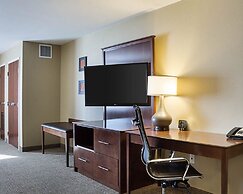 Comfort Suites Fargo Medical Center