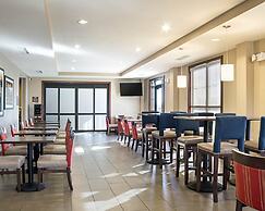 Comfort Suites Fargo Medical Center