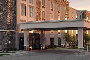 Comfort Suites Fargo Medical Center