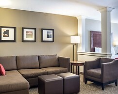 Comfort Suites Fargo Medical Center