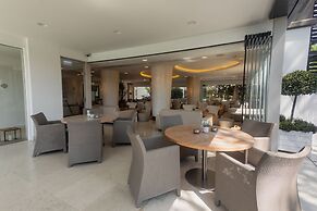 Alasia Hotel