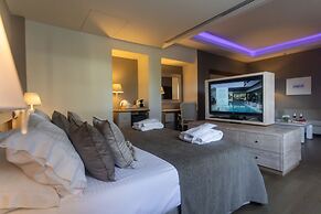 Alasia Hotel