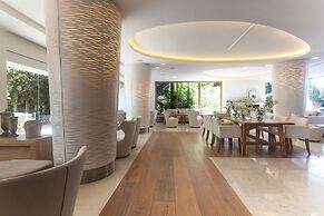 Alasia Hotel
