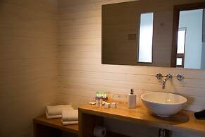 Weskar Patagonian Lodge