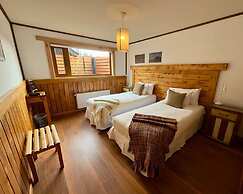 Weskar Patagonian Lodge