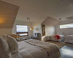 Weskar Patagonian Lodge